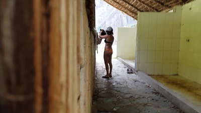 spionkamera op in Spaanske universiteitskollega