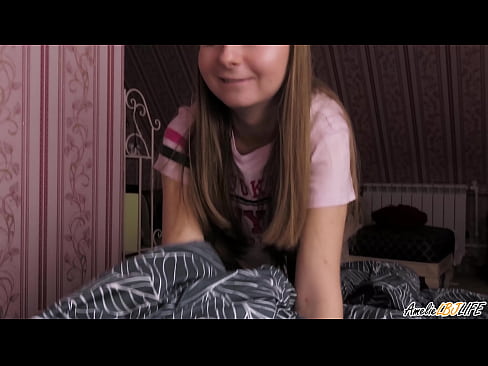 ❤️ Blondie sûget har BFF's djip en krijt cum yn 'e mûle Harde porno op fy.nudexxx.ru ️❤